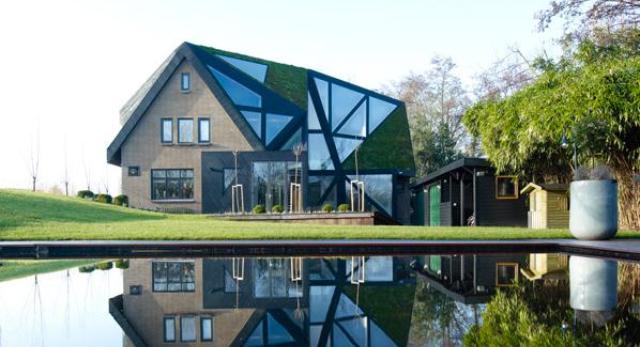 Willa w Rotterdam projektu Ooze Architects z Holandii