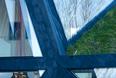 Detal połączenia okien z dachem w Willi Rotterdam