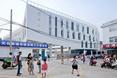 Szkoła podstawowa TianTai No.2 w Chinach - wejście główne  autor: biuro architektoniczne LYCS z Hong Kongu