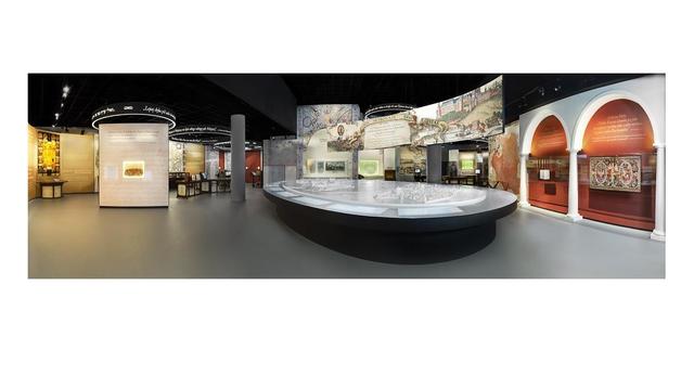 Panorama z wnętrza wystawy stałej Muzeum Historii Żydów Polskich POLIN - Galeria Paradisus Iudaeorum  fot. M. Starowieyska, D. Golik 