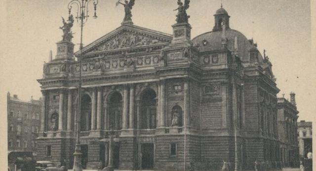 Neobarok w architekturze: elewacja teatru we Lwowie