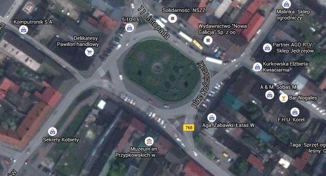 Rynek w Jędrzejowie, fot. Google Maps