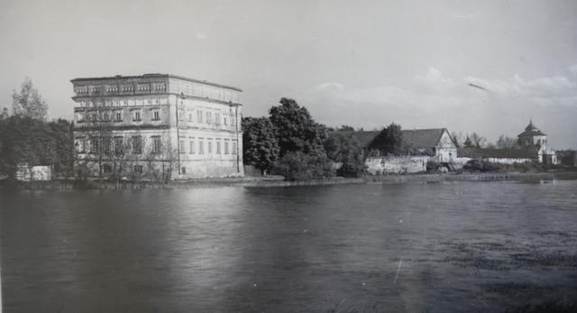 Bryła późnorenesansowego pałacu w Czemiernikach. Konkurs architektoniczny