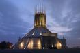 Kościół w Liverpoolu przypomina rakietę gotową do startu