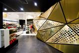  Frivole Prestige autorstwa Theza Architekci
