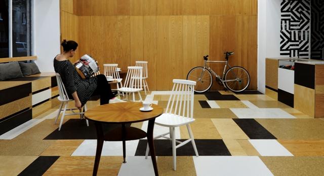 Architektura wnętrz – Relaks – kawiarnia, serwis i sklep rowerowym z portfolio dwóch pracowni.