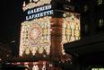 Galeria Lafayette zachwyca zabytkową architekturą i przenosi nas do czasów końca XIX wieku